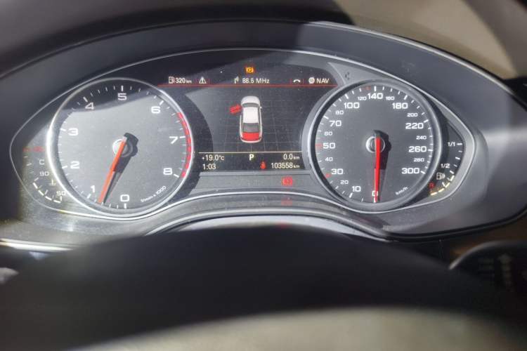 Used Audi A6L 2012 30 FSI Technology Edition Odometer Close Up