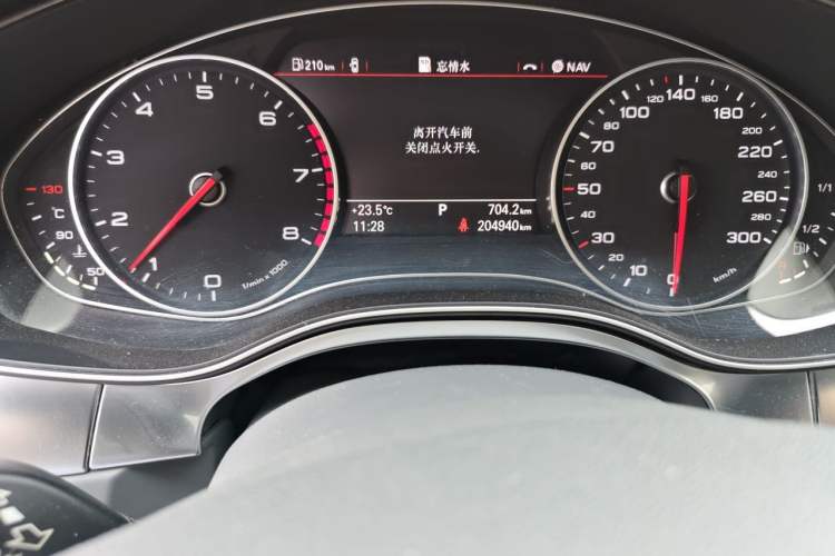 Used Audi A6L 2012 30 FSI Comfort Model Odometer Close Up