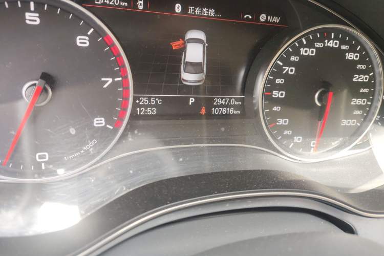 Used Audi A6L 2012 TFSI Standard Model Odometer Close Up