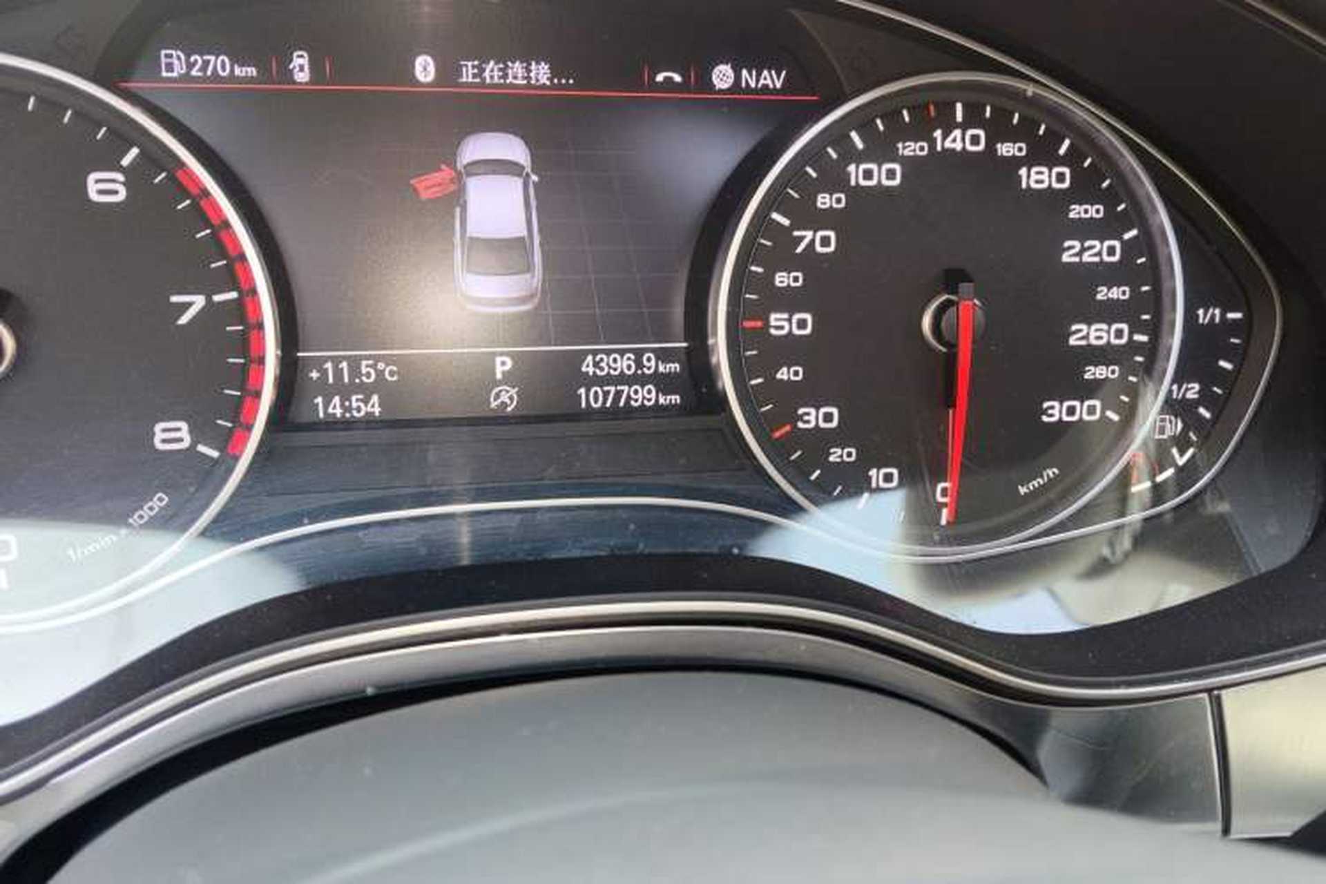 Used Audi A6L 2012 TFSI Standard Model Odometer Close Up