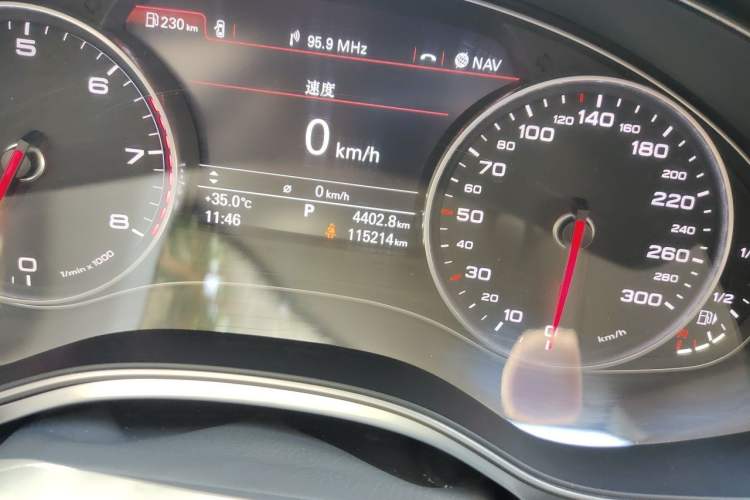 Used Audi A6L 2012 35 FSI quattro Luxury Model Odometer Close Up