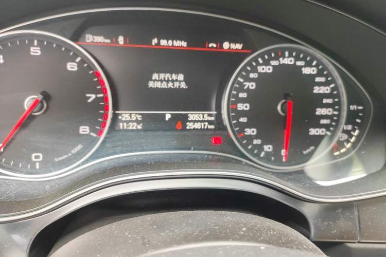 Used Audi A6L 2012 30 FSI Comfort Model Odometer Close Up