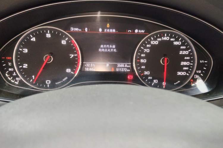 Used Audi A6L 2012 TFSI Standard Model Odometer Close Up