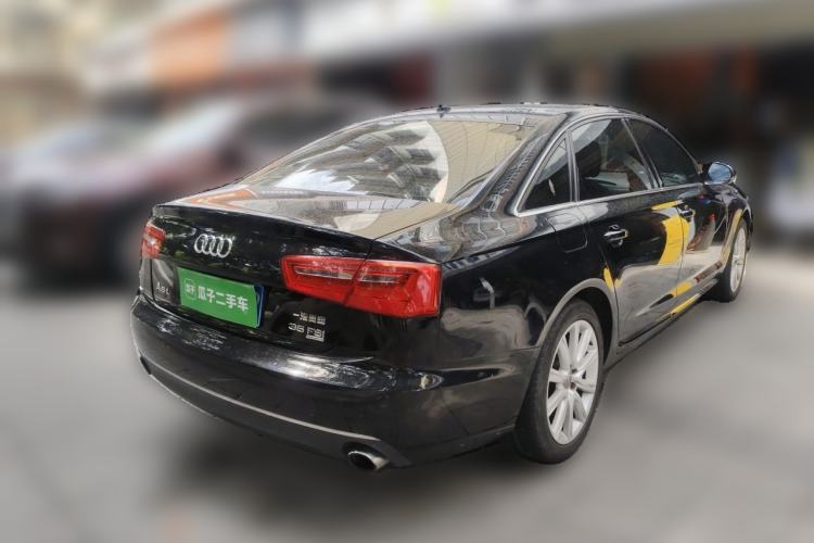 Used Audi A6L 2012 35 FSI quattro Luxury Model Rear Right 45 Deg