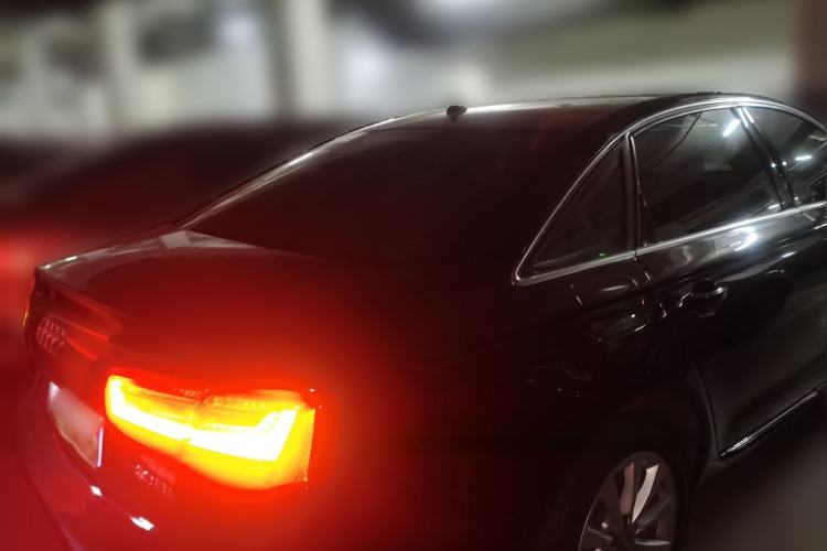 Used Audi A6L 2012 30 FSI Technology Edition Rear Right 45 Deg