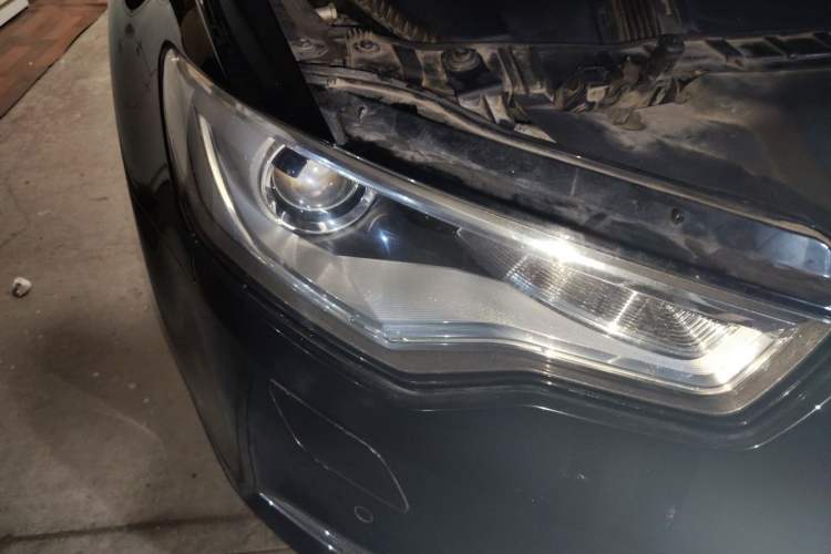Used Audi A6L 2012 35 FSI Comfort Model Right Front Headlight