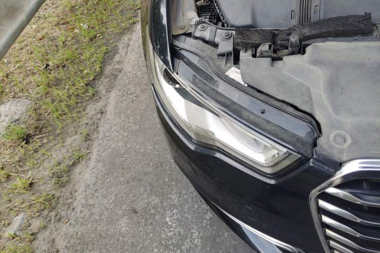 Used Audi A6L 2012 30 FSI Comfort Model Right Front Headlight