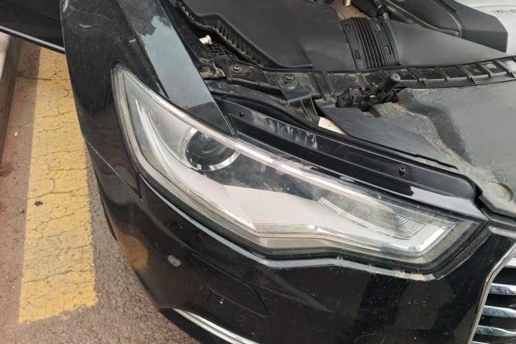 Used Audi A6L 2012 30 FSI Luxury Model Right Front Headlight
