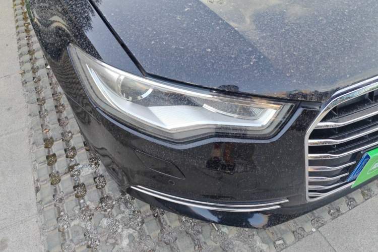Used Audi A6L 2012 TFSI Standard Model Right Front Headlight