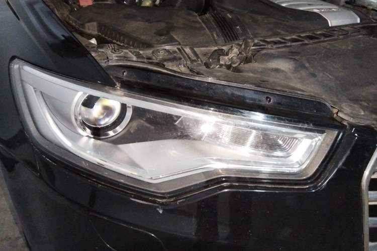 Used Audi A6L 2012 30 FSI Technology Edition Right Front Headlight