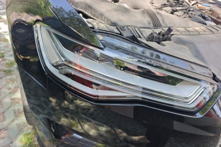 Used Audi A6L 2012 TFSI Standard Model Right Front Headlight