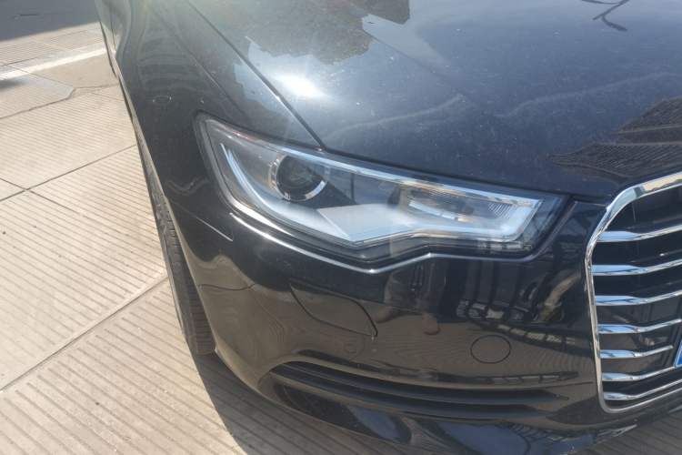 Used Audi A6L 2012 TFSI Standard Model Right Front Headlight