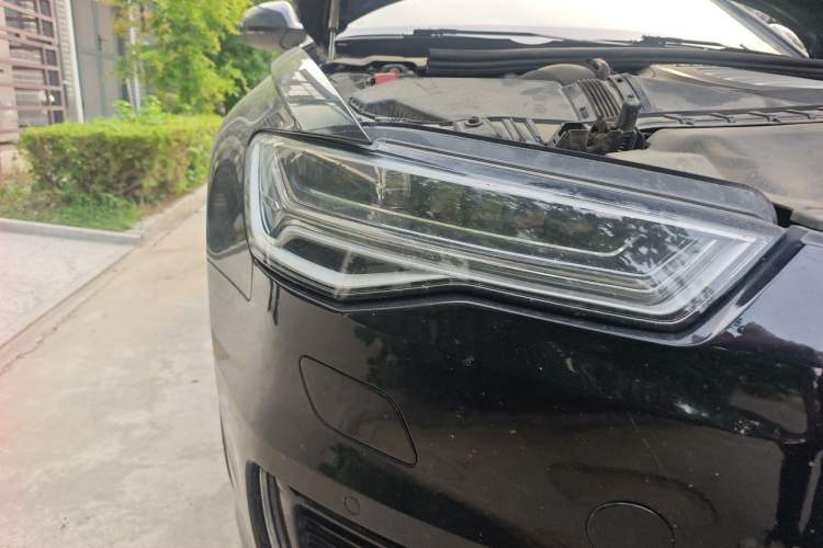 Used Audi A6L 2012 30 FSI Technology Edition Right Front Headlight