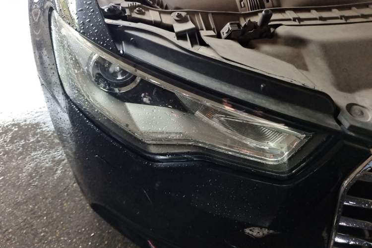 Used Audi A6L 2012 TFSI Standard Model Right Front Headlight