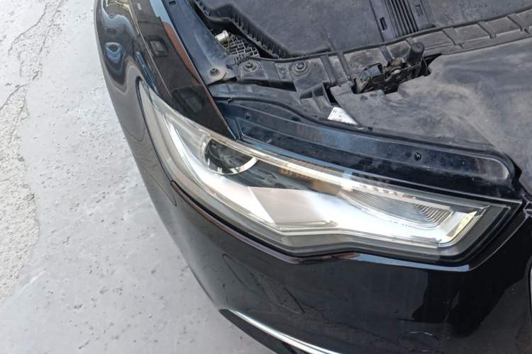 Used Audi A6L 2012 35 FSI Comfort Model Right Front Headlight