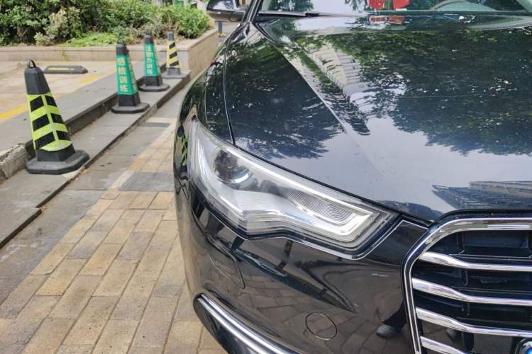 Used Audi A6L 2012 30 FSI Comfort Model Right Front Headlight