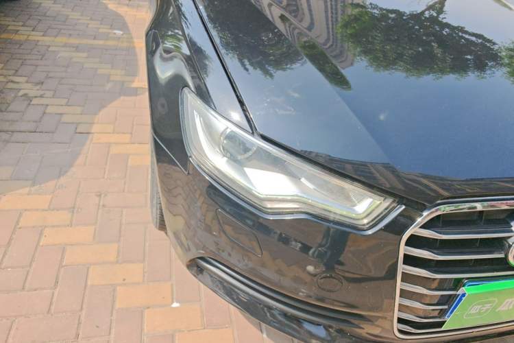 Used Audi A6L 2012 TFSI Standard Model Right Front Headlight