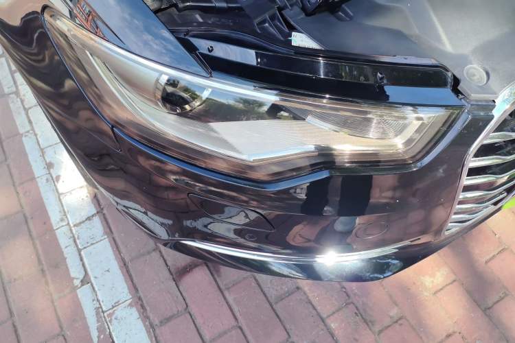 Used Audi A6L 2012 35 FSI Comfort Model Right Front Headlight