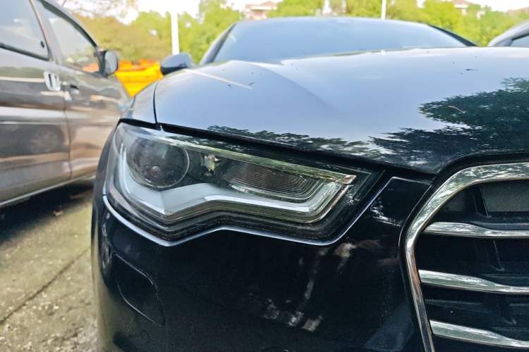 Used Audi A6L 2012 35 FSI Luxury Model Right Front Headlight