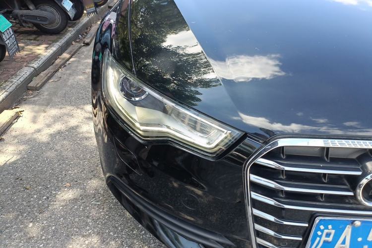 Used Audi A6L 2012 TFSI Standard Model Right Front Headlight
