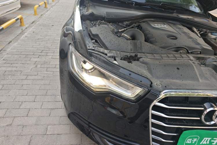 Used Audi A6L 2012 TFSI Standard Model Right Front Headlight