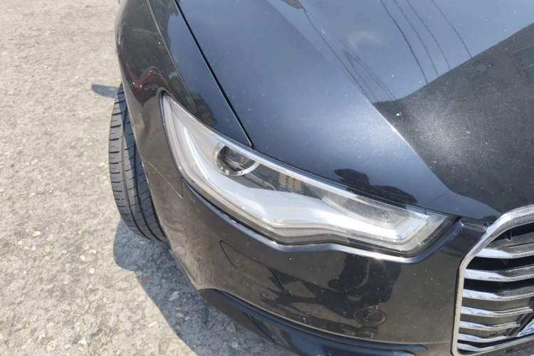 Used Audi A6L 2012 TFSI Standard Model Right Front Headlight
