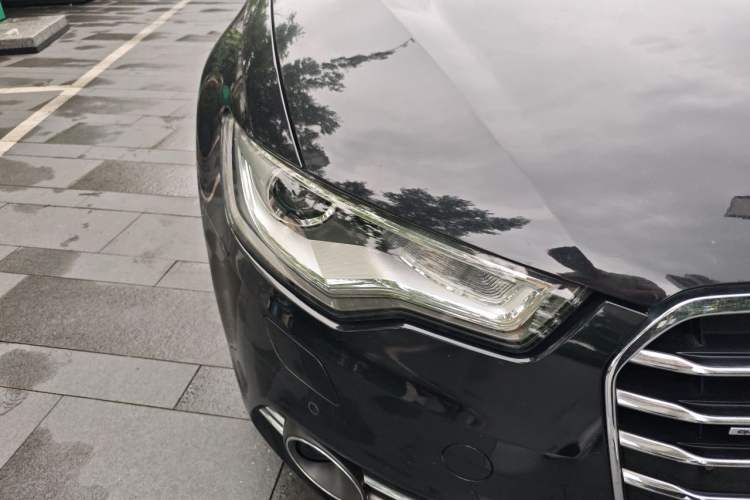 Used Audi A6L 2012 50 TFSI quattro Luxury Model Right Front Headlight