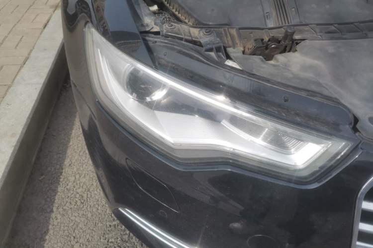 Used Audi A6L 2012 30 FSI Comfort Model Right Front Headlight