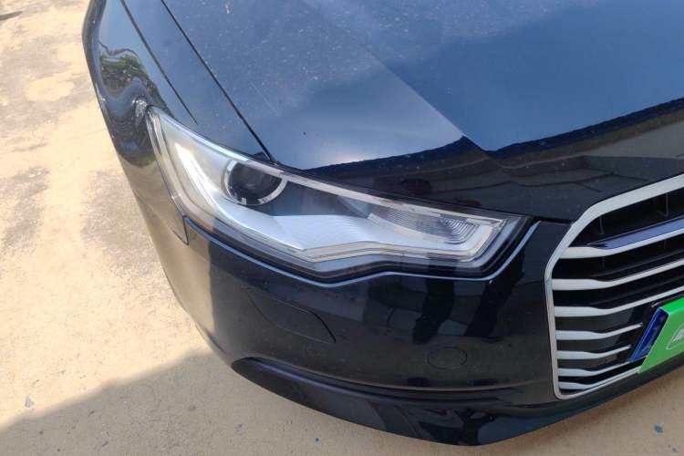 Used Audi A6L 2012 TFSI Standard Model Right Front Headlight