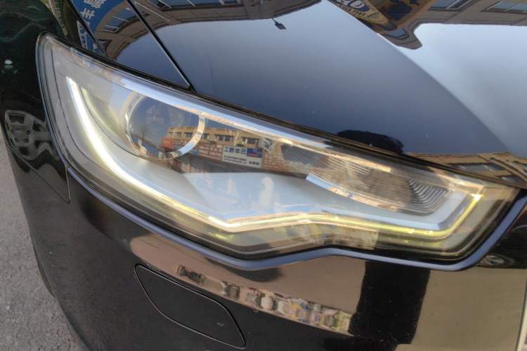 Used Audi A6L 2012 30 FSI Technology Edition Right Front Headlight