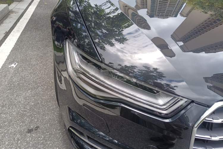 Used Audi A6L 2012 TFSI Standard Model Right Front Headlight