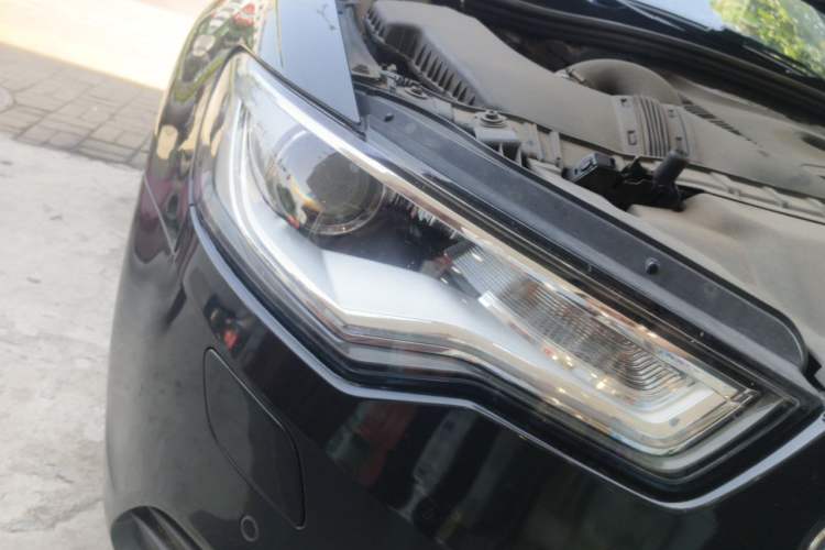 Used Audi A6L 2012 TFSI Standard Model Right Front Headlight