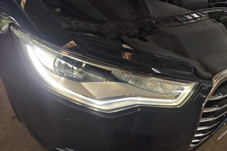Used Audi A6L 2012 30 FSI Luxury Model Right Front Headlight