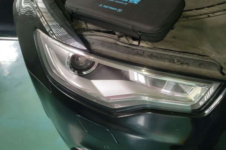 Used Audi A6L 2012 30 FSI Technology Edition Right Front Headlight
