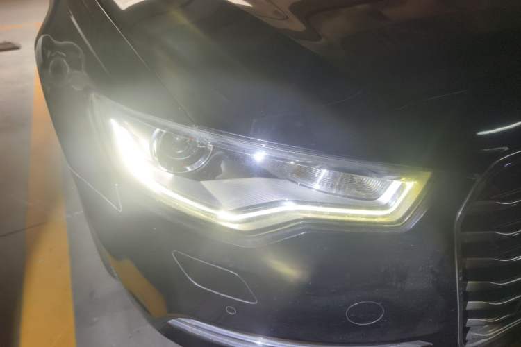 Used Audi A6L 2012 30 FSI Technology Edition Right Front Headlight