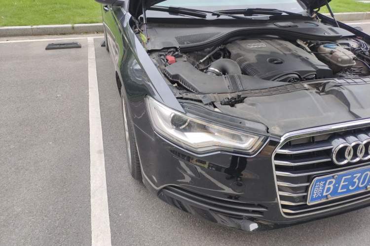 Used Audi A6L 2012 TFSI Standard Model Right Front Headlight