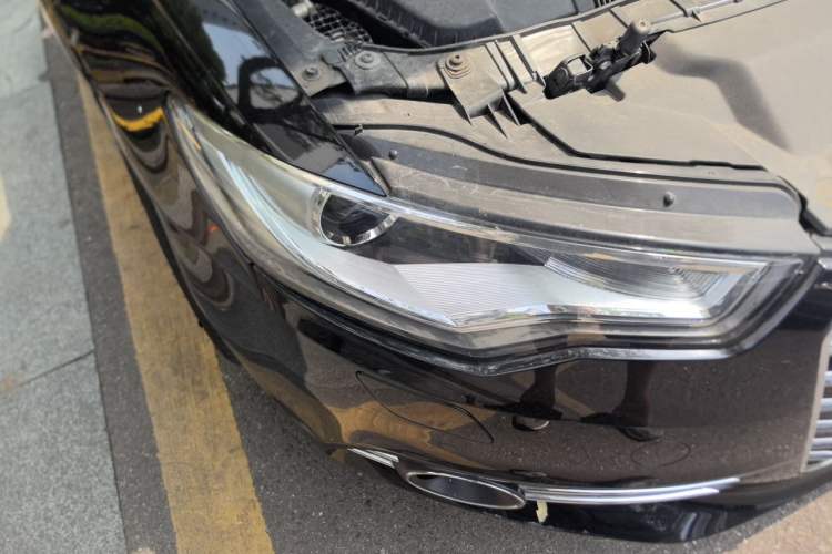 Used Audi A6L 2012 35 FSI quattro Luxury Model Right Front Headlight