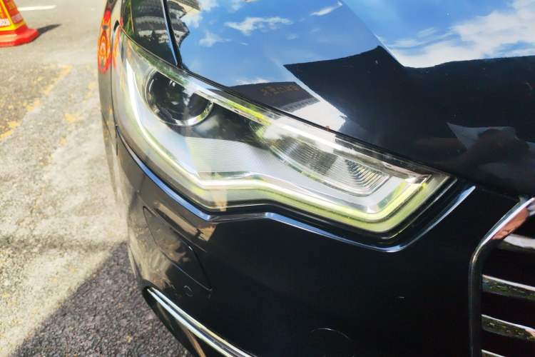 Used Audi A6L 2012 30 FSI Comfort Model Right Front Headlight