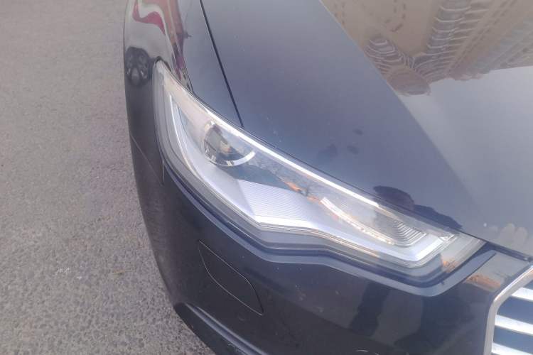 Used Audi A6L 2012 TFSI Standard Model Right Front Headlight