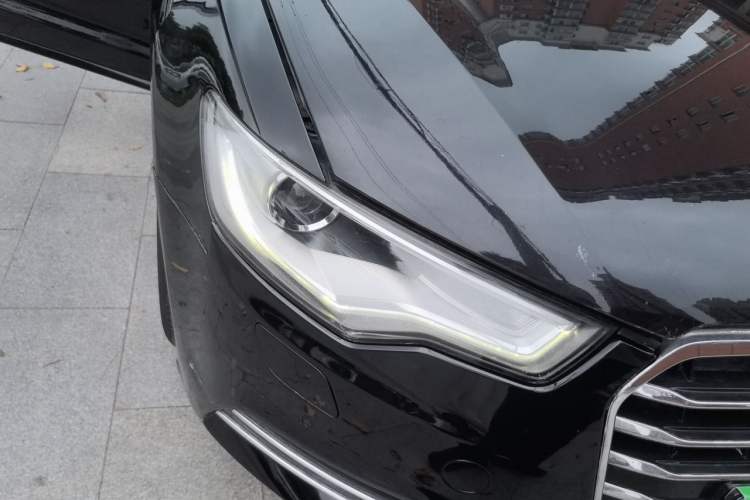 Used Audi A6L 2012 TFSI Standard Model Right Front Headlight