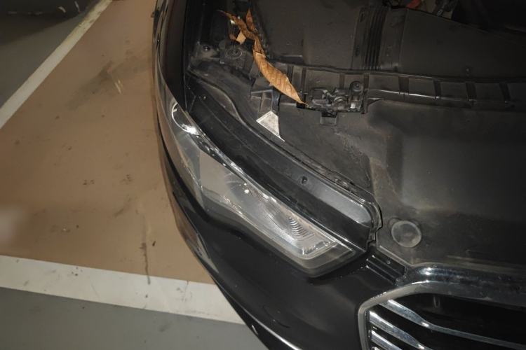 Used Audi A6L 2012 30 FSI Luxury Model Right Front Headlight