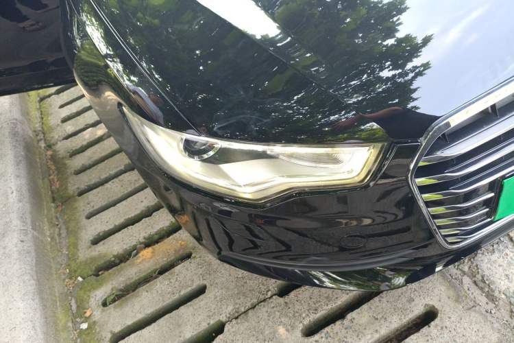 Used Audi A6L 2012 TFSI Standard Model Right Front Headlight