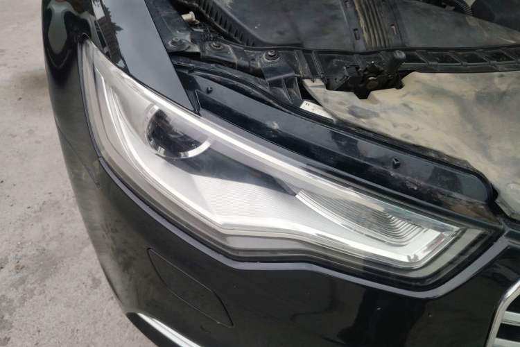 Used Audi A6L 2012 35 FSI Comfort Model Right Front Headlight