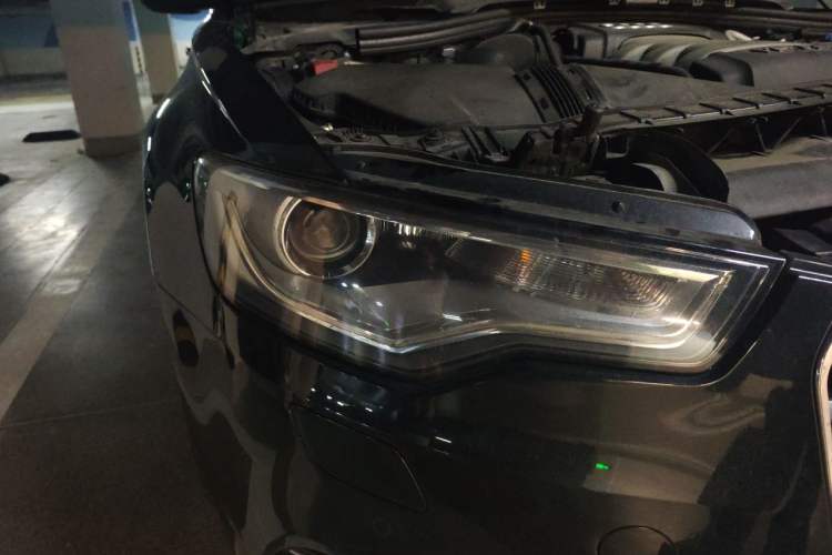 Used Audi A6L 2012 35 FSI Luxury Model Right Front Headlight