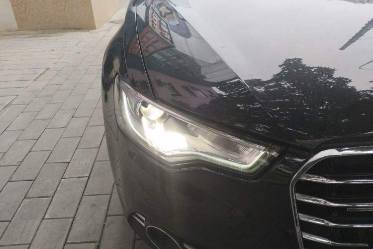 Used Audi A6L 2012 35 FSI Luxury Model Right Front Headlight
