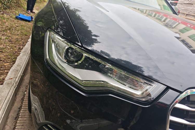 Used Audi A6L 2012 35 FSI Comfort Model Right Front Headlight