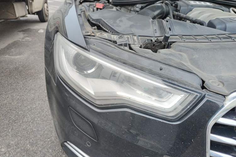 Used Audi A6L 2012 35 FSI Comfort Model Right Front Headlight