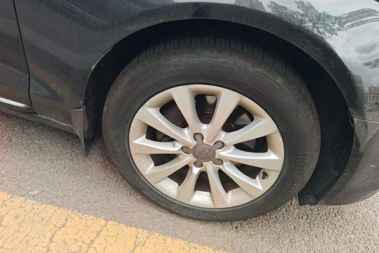 Used Audi A6L 2012 30 FSI Luxury Model Right Front Wheel Hub