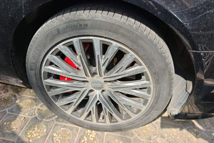 Used Audi A6L 2012 50 TFSI quattro Luxury Model Right Front Wheel Hub