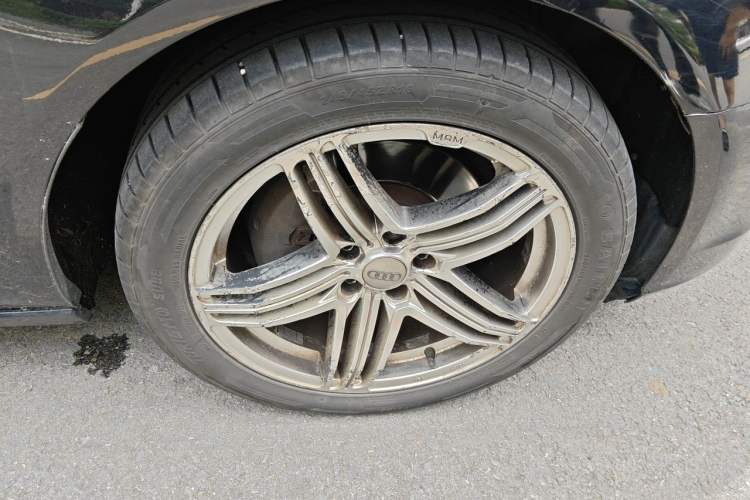 Used Audi A6L 2012 30 FSI Luxury Model Right Front Wheel Hub